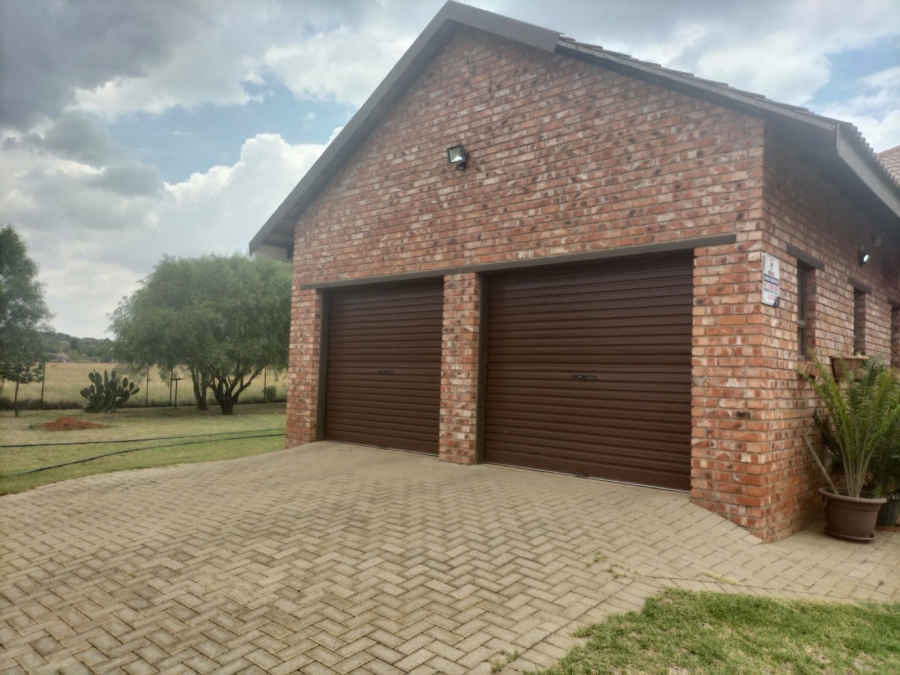 To Let 3 Bedroom Property for Rent in Groenvlei Sh Free State